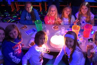 We offer several outstanding birthday party packages. Each package we have is a great value and great entertainment! You can also have your office, S.T.E.M., or school outings here. Regardless of your budget, we are certain TraXside Skating has the solution for your celebration needs.